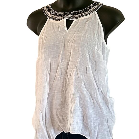 AB Studio Women’s Large White Sleeveless Blouse with Embroidered Neckline - Picture 5 of 8